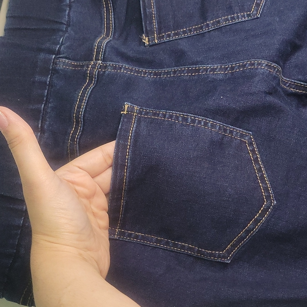 Jeans - Picture 6 of 7